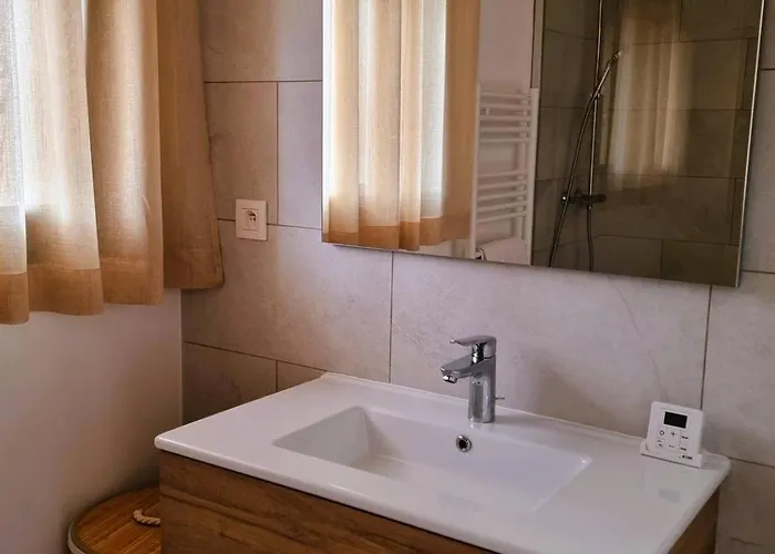 Domaine De Gialla Bergerie I Pini, 6 Pers, Piscine Chauffee, 10 Mn Villa Arraggio