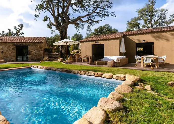 Domaine De Gialla Bergerie I Pini, 6 Pers, Piscine Chauffee, 10 Mn Villa